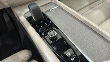 Volvo XC60 II 2022 Volvo XC 60 B5 AWD diesel Plus Dark, zdjęcie 17