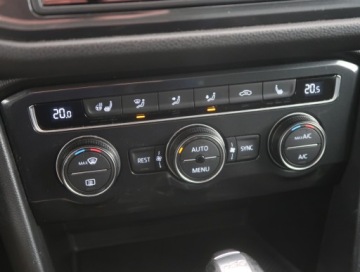 Volkswagen Tiguan II SUV 1.4 TSI 150KM 2017 VW Tiguan 1.4 TSI, DSG, Klima, Klimatronic, zdjęcie 11