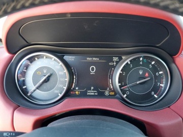 Maserati Levante 2022 Maserati Levante Base 2022 3.0l 3.0 Benzyna 345KM, zdjęcie 9