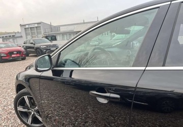 Volvo V40 II Hatchback Facelifting 2.0 D2 120KM 2018 Volvo V40 , R- Design , nawigacja , skorzane fotele 2.0 Diesel 120KM, zdjęcie 14