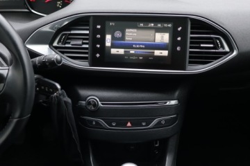 Peugeot 308 II SW 1.6 BlueHDi 120KM 2015 Peugeot 308 1.6 BlueHDi, Navi, Klima, Klimatronic, zdjęcie 12