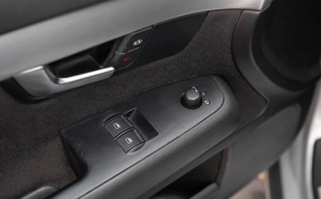 Audi A4 B7 Sedan 1.9 TDI PD 116KM 2007 Audi A4 Limousine 1.9TDI 116KM Climatron Pdc Po Serwisie Gwarancjia 1.9, zdjęcie 15