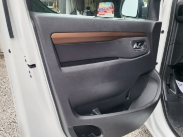Toyota Proace II Verso Compact 1.6 D-4D 115KM 2017 Toyota ProAce 1.6 Diesel I Właściciel Org, zdjęcie 36