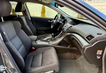 Honda Accord VIII Kombi 2.0 VTEC 156KM 2011 Honda Accord Honda Accord 2.0 Elegance 2.0 Benzyna 156KM, zdjęcie 4