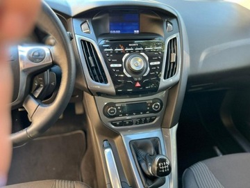 Ford Focus III Kombi 1.6 EcoBoost 150KM 2012 Ford Focus 1.6i Titanium, zdjęcie 4