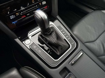 Volkswagen Arteon Fastback Facelifting 2.0 TDI 200KM 2022 Volkswagen Arteon Shooting Brake R-Line DCC Keyless Skora Tempomat ACC, zdjęcie 25