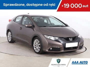 Honda Civic IX Hatchback 5d 1.4 i-VTEC 100KM 2013 Honda Civic 1.4 i-VTEC, Klima, Klimatronic