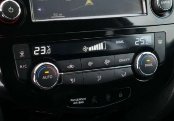 Nissan Qashqai II Crossover Facelifting 1.6 DiG-T 163KM 2018 Nissan Qashqai Nissan Qashqai 1.6 DIG-T Acenta 1.6 Benzyna 163KM, zdjęcie 34