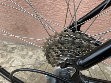 Шоссейный велосипед Merlin, Shimano Claris, выставка
