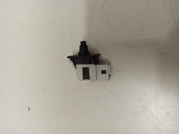 WYŁĄCZNIK STYKOWY DRZWI PRZEDNICH MERCEDES A0088202310 ASO ORG