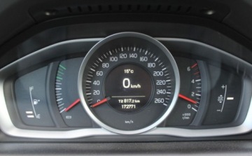 Volvo XC60 I SUV Facelifting 2.0 D4 DRIVE-E 190KM 2015 Volvo XC 60 2.0D 190KM D4 POLIFT Drive-e Salon PL po wym rozrzadu el. klap, zdjęcie 28