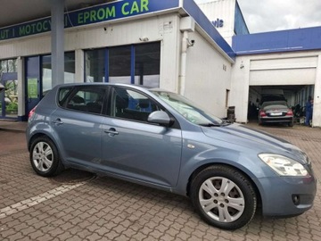 Kia Ceed I Hatchback 1.4 109KM 2007 Kia Ceed Piekna klimatyzacja bez rdzy 1.4 Benzyna 109KM, zdjęcie 8