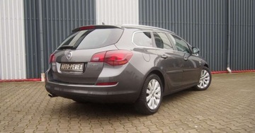 Opel Astra J Sports Tourer 1.6 Turbo ECOTEC 180KM 2011 Opel Astra 1,6TurboBenzyna NAVI Ksenon Alu 17 Niski Udokumentowany Przebieg, zdjęcie 14