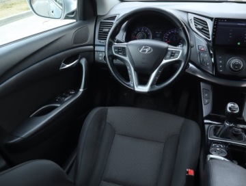 Hyundai i40 Kombi 1.6 GDI 135KM 2012 Hyundai i40 1.6 GDI, Xenon, Klima, Klimatronic, zdjęcie 6