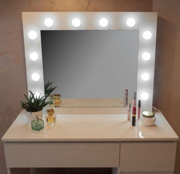 Aga TOALETKA kosmetyczna z oświetleniem