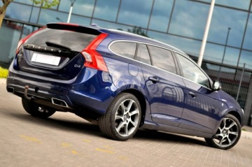 Volvo V60 I Kombi Facelifting 2.0 D4 DRIVE-E 181KM 2014 Volvo V60 LiFT Ocean Race 2,0 D4 181Km Ledy Skóra, zdjęcie 4