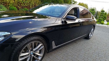 BMW Seria 7 G11-G12 Sedan 750i 450KM 2017 BMW Seria 7 750 Li 4.4 V8 xDrive Najbogatsze Wyposazenie VAT 23 4.4 450KM, zdjęcie 2