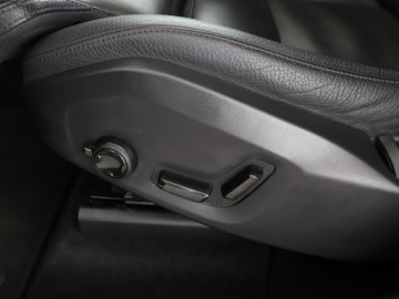 Volvo XC60 II 2022 Volvo XC 60 Kamera, Navi, Podg.fotele, Tempomat,, zdjęcie 36