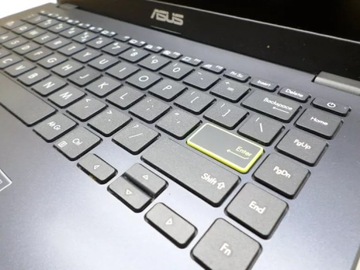ASUS E140M 128/4RAM Intel N4020 Ноутбук