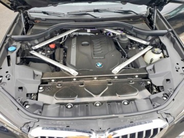 BMW X5 G05 2022 BMW X5 xDrive40i 2022 3.0 Benzyna 335KM, zdjęcie 6