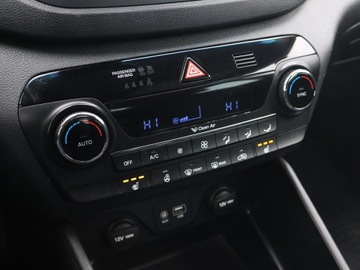 Hyundai Tucson III SUV 2.0 CRDI 136KM 2016 Hyundai Tucson 2.0 CRDi, Salon Polska, Navi, zdjęcie 17