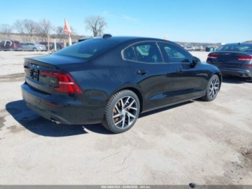 Volvo S60 III 2020 Volvo S60 T6 Momentum 2020 2.0 Benzyna 316KM, zdjęcie 5