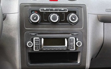 Volkswagen Caddy III Kombi Facelifting 1.6 TDI 102KM 2013 Volkswagen Caddy 1.6d Klimatyzacja Alufelgi Hak Gwarancja 1 rok w cenie, zdjęcie 15