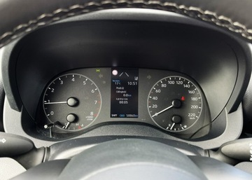 Toyota Yaris IV Hatchback 1.0 VVT-i 72KM 2022 Toyota Yaris 1.0 VVTi - Gaz/ Radar / Asystent Pasa, zdjęcie 22