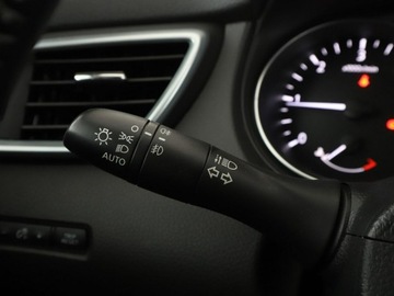 Nissan Qashqai II Crossover Facelifting 1.5 dCi 115KM 2019 Nissan Qashqai PDC klima-auto tempomat, zdjęcie 24