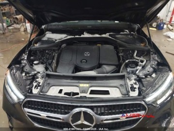 Mercedes GLC C254/X254 2024 Mercedes-Benz GLC 2024 r., 2,0L 300 4 MATIC 2.0 Benzyna 255KM, zdjęcie 10