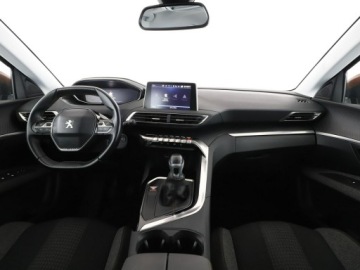 Peugeot 3008 II Crossover 1.2 PureTech 130KM 2018 Peugeot 3008 1.2 Benzyna Active Klimatyzacja Navi, zdjęcie 14