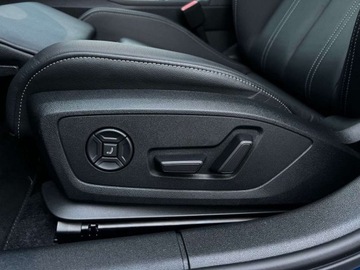 Audi A3 8Y 2024 Audi S3 Limousine 333KM Matrix Panorama Head-up Elektryczne fotele, zdjęcie 16