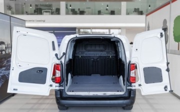 Toyota 2024 Toyota Proace City City 1.5 D-4D Long 2,3t Active 1.5 Diesel 102KM, zdjęcie 23