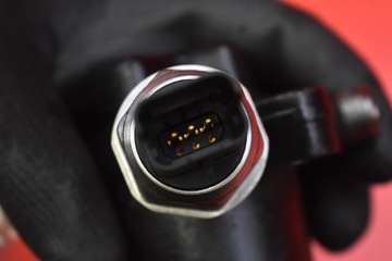 РАСПРЕДЕЛИТЕЛЬ ТОПЛИВА 4M5Q9D280DB FORD FOCUS MK2 1.8 TDCI 116 л.с. 08-11