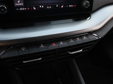 Skoda Octavia IV Liftback 2.0 TDI 150KM 2022 Skoda Octavia 2.0 TDI, Salon Polska, zdjęcie 17