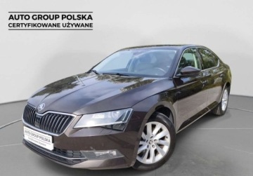 Skoda Superb III Liftback 2.0 TDI 190KM 2018 Skoda Superb Style Pakiety, Bi-Xenon, ACC, Kamera, GPS, Podgrzewane 4 fot