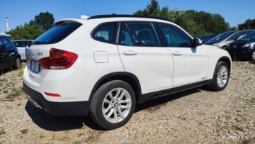 BMW X1 E84 Crossover Facelifting xDrive 18d 143KM 2015 BMW X1 BMW X1 XDRIVE Sport 143KM Biala Zarejestrowana 2.0 Diesel, zdjęcie 3