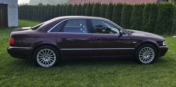 Audi A8 D2 Sedan 4.2 40V quattro 310KM 2000 Bordowe AUDI 4.2 quattro alcantara jasne wnętrze, zdjęcie 3