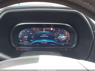 Chevrolet Suburban GMT900 2022 Chevrolet Suburban Z71 2022 5.3l 5.3 Benzyna 355KM, zdjęcie 10