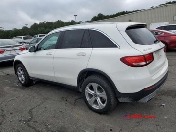 Mercedes GLC C253 2018 Mercedes-Benz GLC 2018r., 2,0L 300 4MATIC 2.0 Benzyna 241KM, zdjęcie 3
