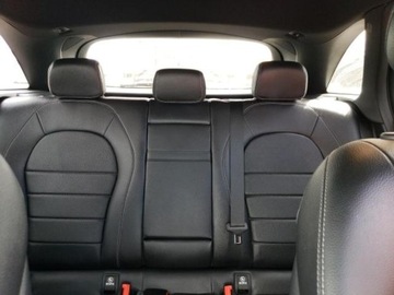 Mercedes GLC C253 2020 Mercedes-Benz GLC 350e, 2020r., 4x4, 2.0L 2.0 Benzyna 315KM, zdjęcie 8