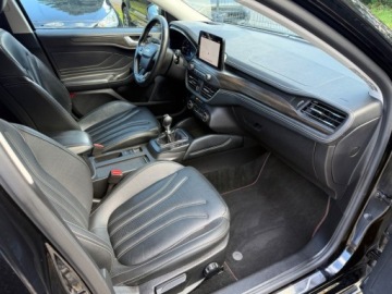Ford Focus IV Hatchback 1.5 EcoBoost 182KM 2019 Ford Focus VIGNALEFULL OPCJANaviKameraLedSkoraIdealny Stan 1.5 182KM, zdjęcie 1