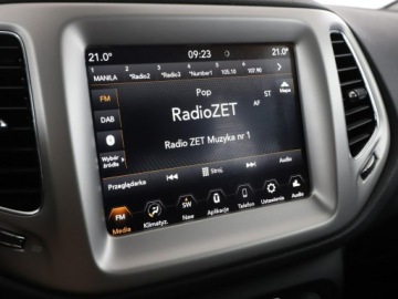 Jeep Compass II SUV 1.6 MJD 120KM 2019 Jeep Compass pdc navi kamera manual el fotele, zdjęcie 22