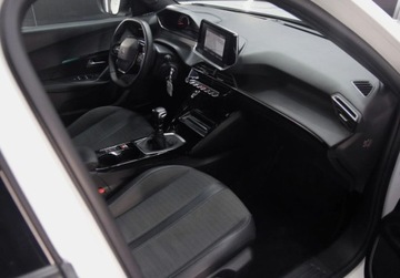 Peugeot 2008 II SUV 1.2 PureTech 100KM 2023 Peugeot 2008 Kamera 360_Nawigacja_Skladane lusterka_ 1.2 Benzyna 101KM, zdjęcie 5