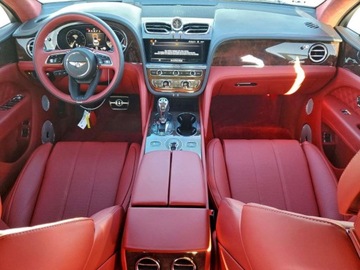 Bentley Bentayga 2023 Bentley Bentayga 2023 4.0 Benzyna 542KM, zdjęcie 8