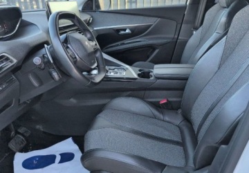 Peugeot 5008 II Crossover Facelifting 1.2 PureTech 130KM 2021 Peugeot 5008 1.2 PureTech Allure Pack SS EAT8 SalonPL Dobrze Doposazony FV, zdjęcie 8