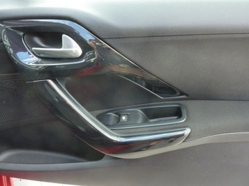 Peugeot 208 I Hatchback 5d Facelifting 1.2 PureTech 82KM 2016 Peugeot 208 ALLURE*Benzyna, zdjęcie 32