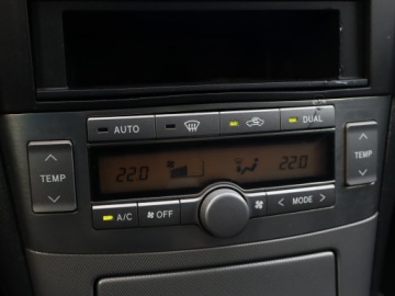 Toyota Avensis II Kombi 2.2 D-4D 177KM 2007 Toyota Avensis 2.2 D-CAT, 174 KM, HAK, Klima, zdjęcie 16