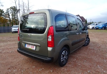 Peugeot Partner II Furgon 1.6 HDi FAP 92KM 2011 Peugeot Partner 1.6ehdi-klima-navi-orginalny lakier,zadbany-oplacony 1.6, zdjęcie 6