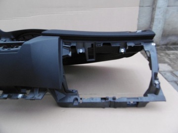 RENAULT LAGUNA III - deska rozdzielcza, konsoleta